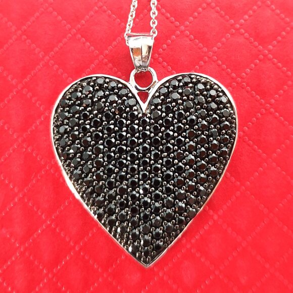 🖤 Elegant Black Spinel 925 Sterling Silver Heart Pendant Necklace🖤 - Picture 3 of 14